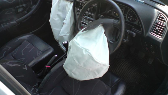 Airbag 56bb56c36c206