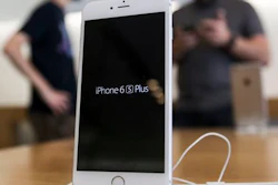 Iphone Fbi Standoff 56cdcc968d15b