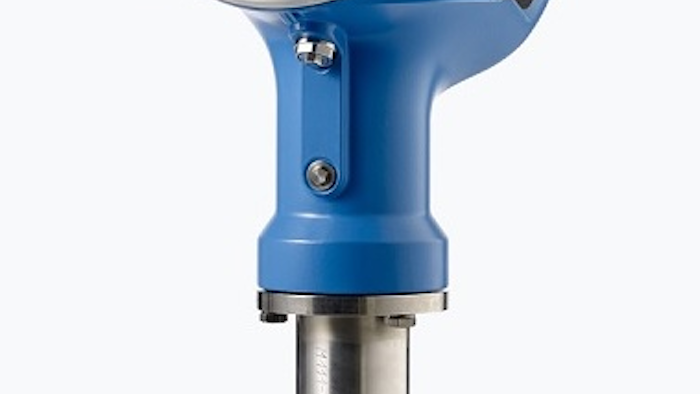 Micropilot NMR81 uses 79 GHz technology to generate a narrow beam angle of 3° or 4°.