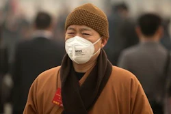 China will not go back to its era of pursuing economic growth at the expense of the environment despite its slowing economy, the country's Environment Minister Chen Jining said.