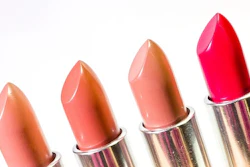 Cosmetics Pixabay 56e8131fc8320