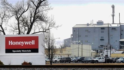 This Jan. 18, 2011, file photo, shows the Honeywell Specialty Materials plant in Metropolis, Ill. Honeywell International Inc. said Tuesday, March 1, 2016, that it is abandoning its $90 billion buyout attempt of rival United Technologies. United Technologies Corp. had rejected the offer, saying a tie-up of the two industrial conglomerates would never be approved by anti-trust regulators.