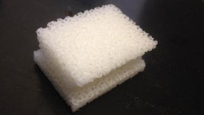 Using a 3D thermoplastic printer, ubiquitous in manufacturing, the researchers printed a small, sponge-like plastic matrix with nanoparticles that destroyed pollutants.