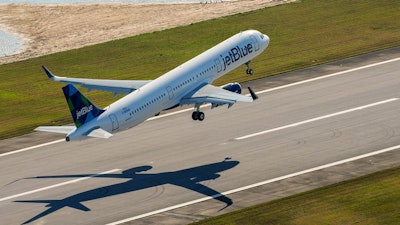 Airbus delivers its first aircraft produced in the USA. JetBlue receives A321 from Airbus team in Mobile, Alabama.