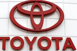 Toyota 5707b39bd730b