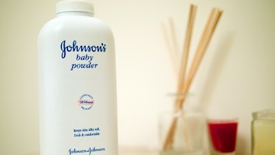 Johnsons Baby Powder Massage 5728a51b141a1
