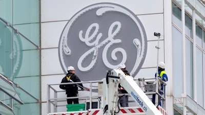 Lighting Tests Of New Ge Logo In Baden 000077938115 Medium 573de2c452d5b