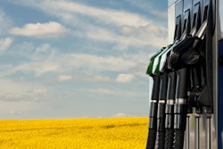 Filling Station 000065137329 Medium 574853fb91c7d