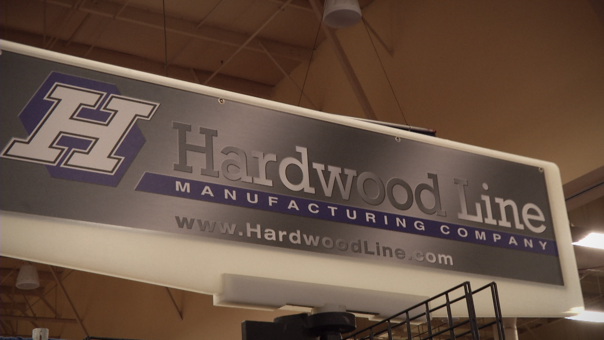Hardwood Line 578645fc8fc14