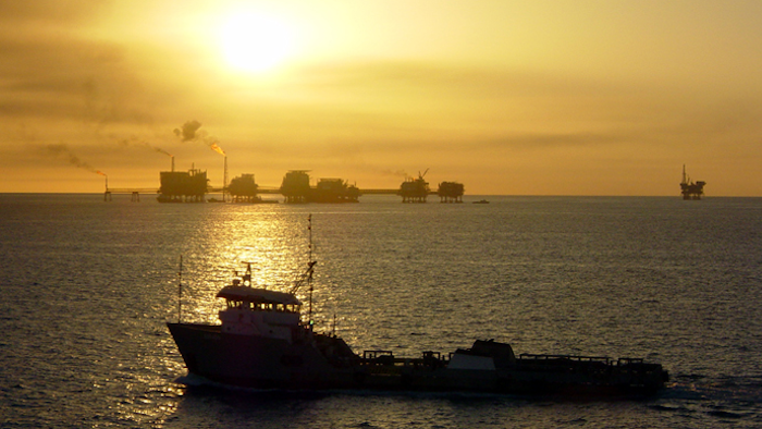 Gulf Of Mexico With Ship 57bf06e488ef4