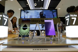 Samsung Electronics Galaxy Note 7 smartphones are displayed at the company's showroom in Seoul, South Korea. Saturday, Sept.10, 2016. Samsung Electronics on Saturday recommended South Korean customers to stop using the new Galaxy Note 7 smartphones, which the company is recalling worldwide after several dozen of them caught fire.