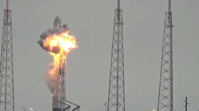 Screenshot taken from Scott Manley's Space X rocket explosion commentary on YouTube.