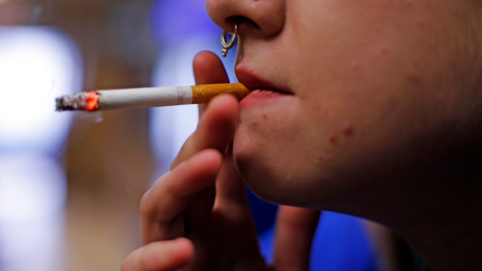 Altria, the maker of Marlboro cigarettes, said that it will close two of its manufacturing facilities by early 2018, affecting about 580 workers.