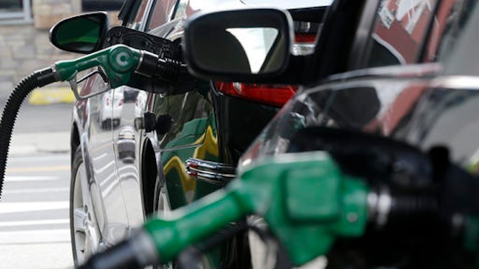 The Obama administration has decided not to change government fuel economy requirements for cars and light trucks despite protests from automakers.