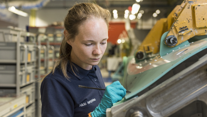 The ‘Productivity through People’ program will support leaders of advanced manufacturing small and medium-sized enterprises in understanding the link between employee engagement, modern working practices and improved productivity.