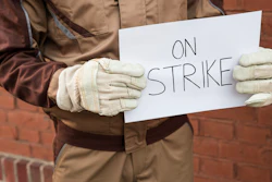 On Strike I Stock 583c397e018e8