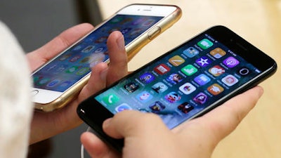 Apple Phones 584af208a4069