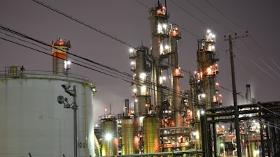 Oil Refinery At Night 000064533213 Medium 586d15c026613