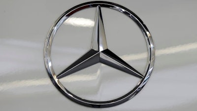 Mercedes Logo 586e79707faaf