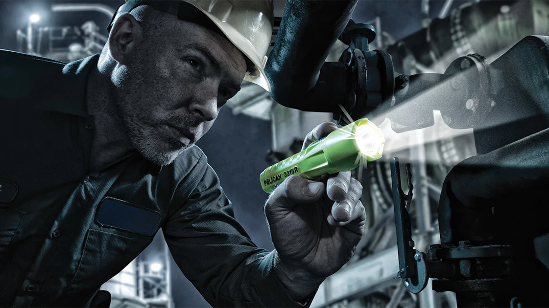 Flashlight Using Contuction Worker How to Choose a Safe Flashlight for Your Work Environment | Industrial ...