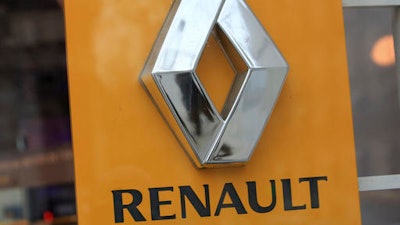 French magistrates are investigating suspected fraud by carmaker Renault involving its diesel emissions controls, in the wake of the Volkswagen emissions cheating scandal.