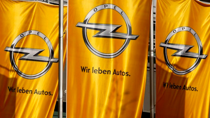French investigators say they have found evidence of possible emissions fraud in Fiat, Renault, Peugeot-Citroen and Volkswagen cars sold in France, but have found no proof of fraud in Opel vehicles.