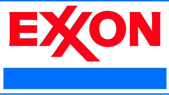 2000px Exxon Logo svg 58f8b75d80505