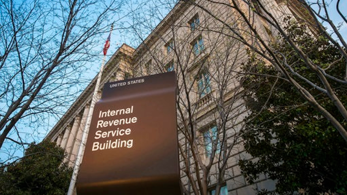 President Donald Trump’s plan to provide massive tax breaks to corporations faces big challenges as Washington struggles with mounting debt and the populist president tries to make good on promises to bring jobs and prosperity to the middle class.