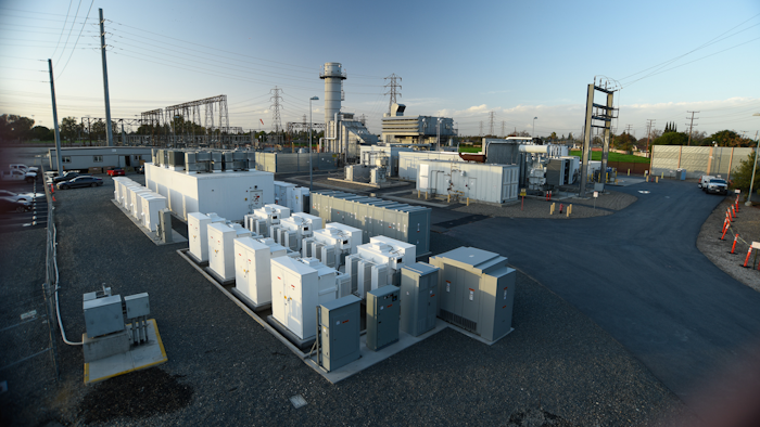 The LM6000 Hybrid Electric Gas Turbine (Hybrid EGT) supports SCE’s increasing renewable energy capacity.