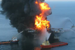 Deepwater Horizon Offshore Drilling Unit On Fire 2010 59132792f1e19