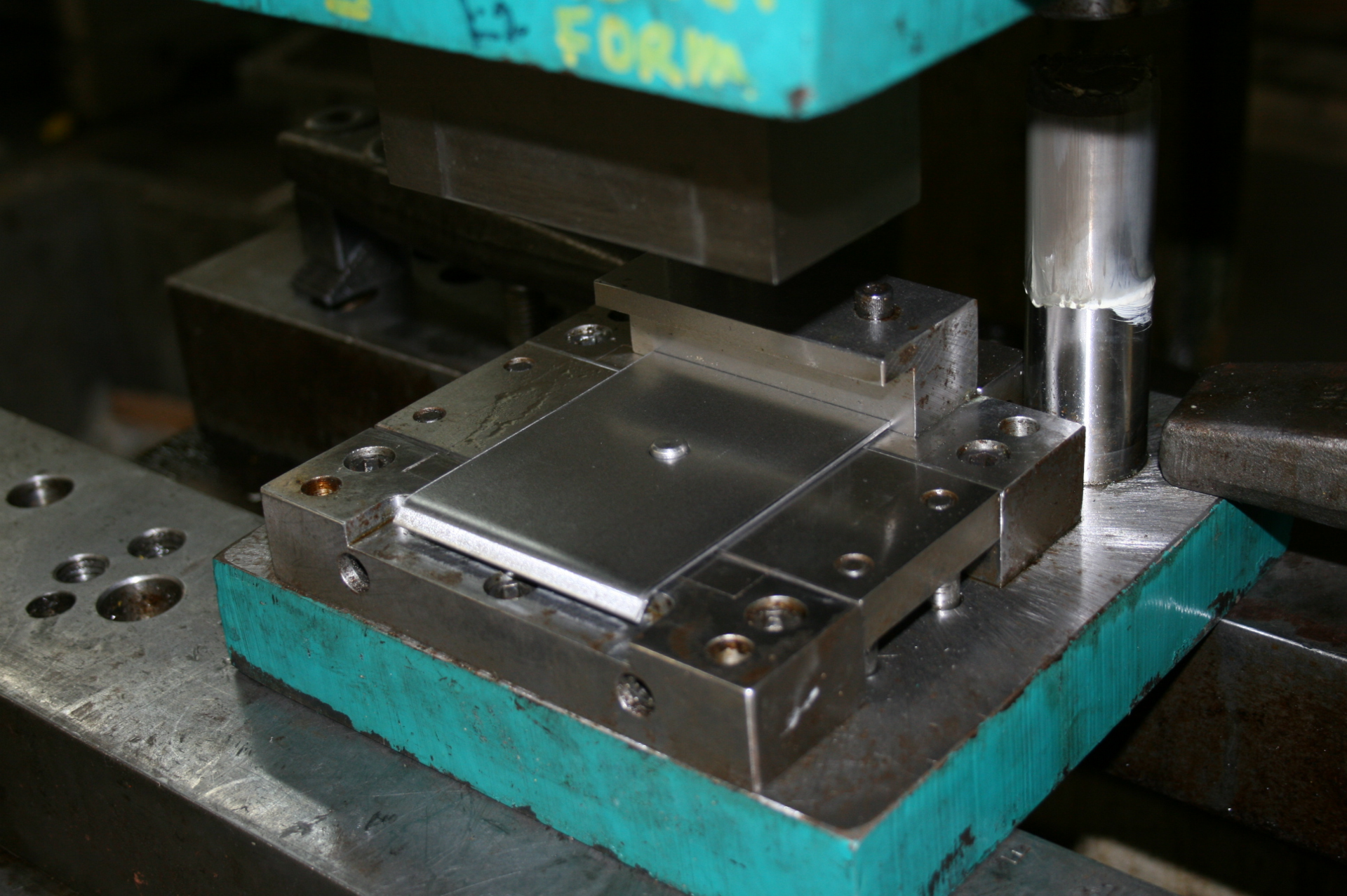 Progressive Die Tn 5939b1680fe09