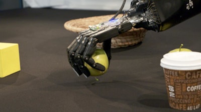 Even though the robot hands are strong enough to crush the apple, they dole out their strength for a fine-touch grip that also won't damage delicate objects. This is made possible by connecting tactile sensors developed at CITEC with intelligent software.