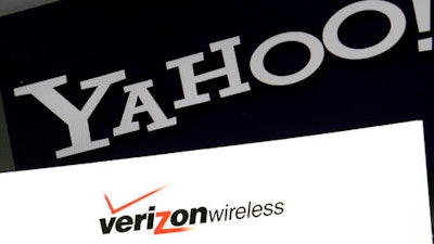 Yahoo Verizon Logo 59401242bee35