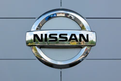 Nissan 596e146a55620