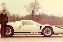 Roy Lunn, the engineer behind the Ford GT40 sports cars of the 1960s has died.