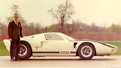 Roy Lunn, the engineer behind the Ford GT40 sports cars of the 1960s has died.