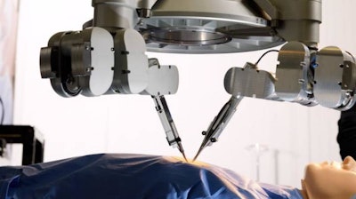 Plastic surgeons at Maastricht University Medical Center have used a robotic device to surgically treat lymphedema in a patient. This is the world's first super-microsurgical intervention with 'robot hands'.