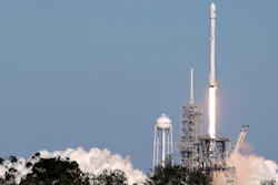 A Falcon 9 SpaceX rocket carrying a Koreasat 5A communications satellite lifts off from pad 39A at the Kennedy Space Center in Cape Canaveral, Fla., Monday, Oct. 30, 2017.