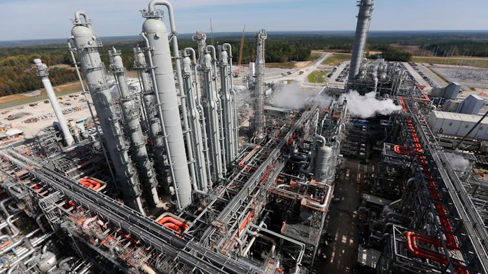 The U.S. does not have any operating coal plants that prevent coal emissions from entering the atmosphere. Carbon capture and storage technology for coal has proven to be expensive and technically difficult.
