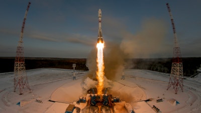 A Russian Soyuz 2.1b rocket carrying the Meteor M satellite and additional 18 small satellites lifts off from the launch pad at the new Vostochny cosmodrome outside the city of Tsiolkovsky, about 200 kilometers (125 miles) from the city of Blagoveshchensk in the far eastern Amur region, Russia, Tuesday, Nov. 28, 2017.