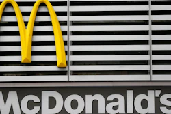 McDonald’s says it’s using fresh beef in another burger, the latest test by the chain swap out frozen beef as it seeks to improve the image of its food. The company says the new burger, called Archburger, is being tested in seven McDonald’s restaurants in Tulsa, Okla.