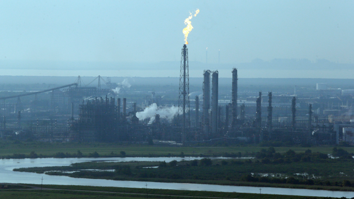 Because of Hurricane Harvey, refineries and other facilities released 2,000 tons of pollutants.