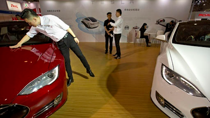 China Tesla Ap
