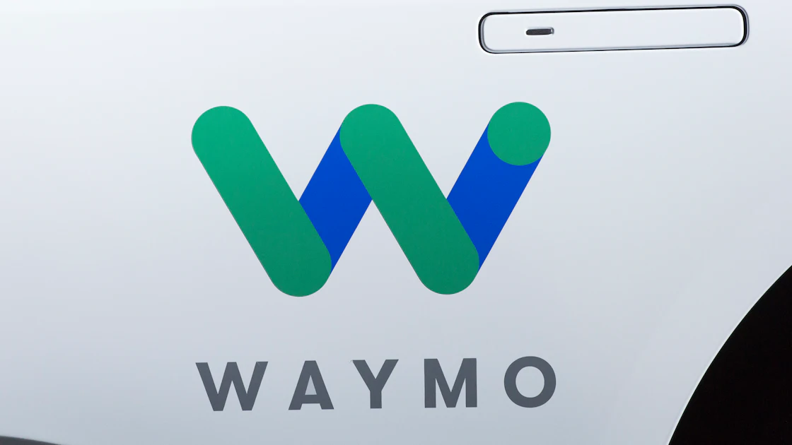Waymo Flag Public Transit to Use Waymo to Connect Riders | Industrial Equipment News