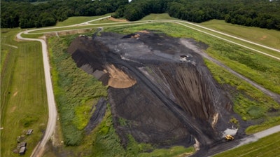 Coal Ash 5b9bd5875b60a