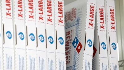 Dominos