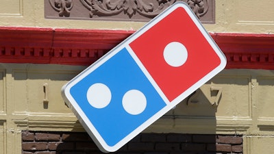 Dominos