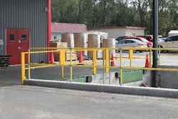 Wildeck’s JiffyRail Guard Rail ensures compliance with OSHA’s regulations for guarding elevated platforms.