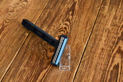 Disposable Razors I Stock
