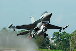F16